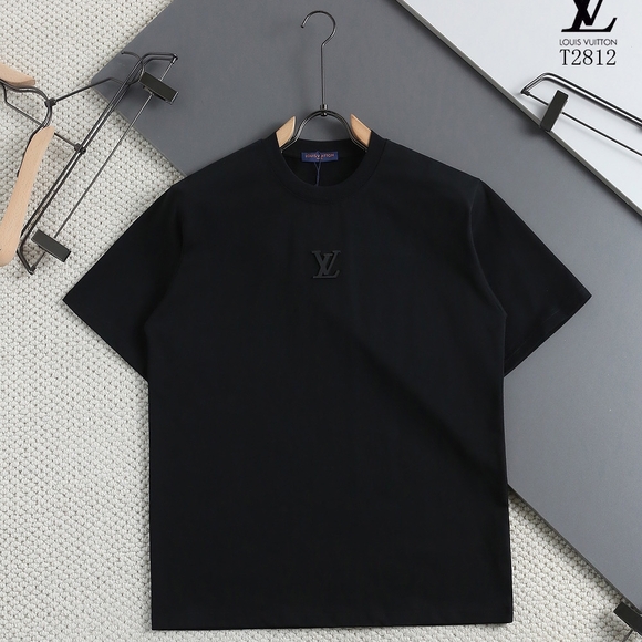 Louis Vuitton Black Short Sleeve Tee - Picture 1 of 1